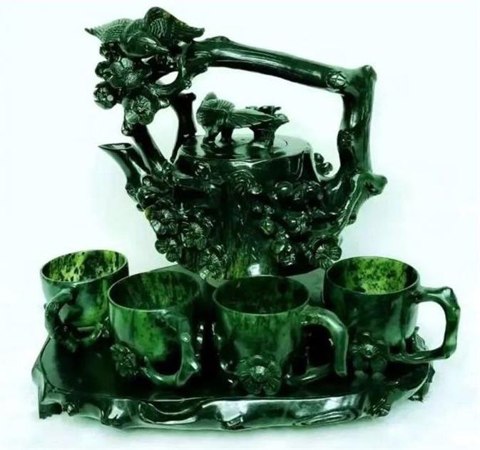 玉器2.jpg 玉器2.jpg