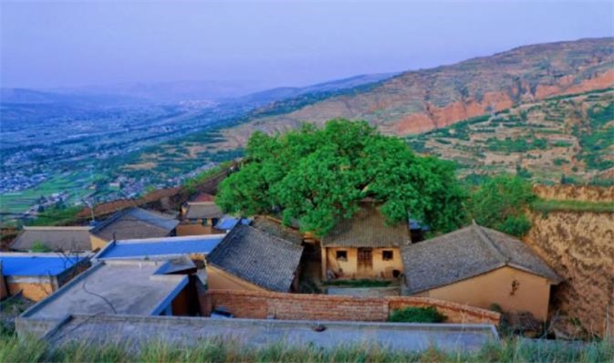 雷山堡1.jpg 雷山堡1.jpg