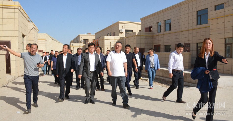 1506145502630071.jpg 17092221489ea13957d5f4c0c7.jpg