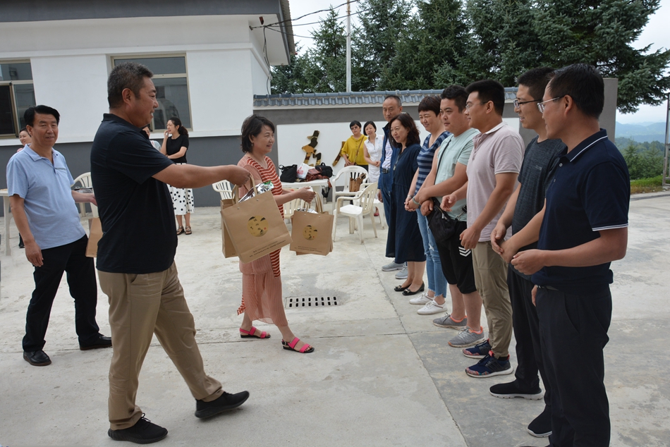 1564728720110066.jpg 微信图片_20190802144806.jpg