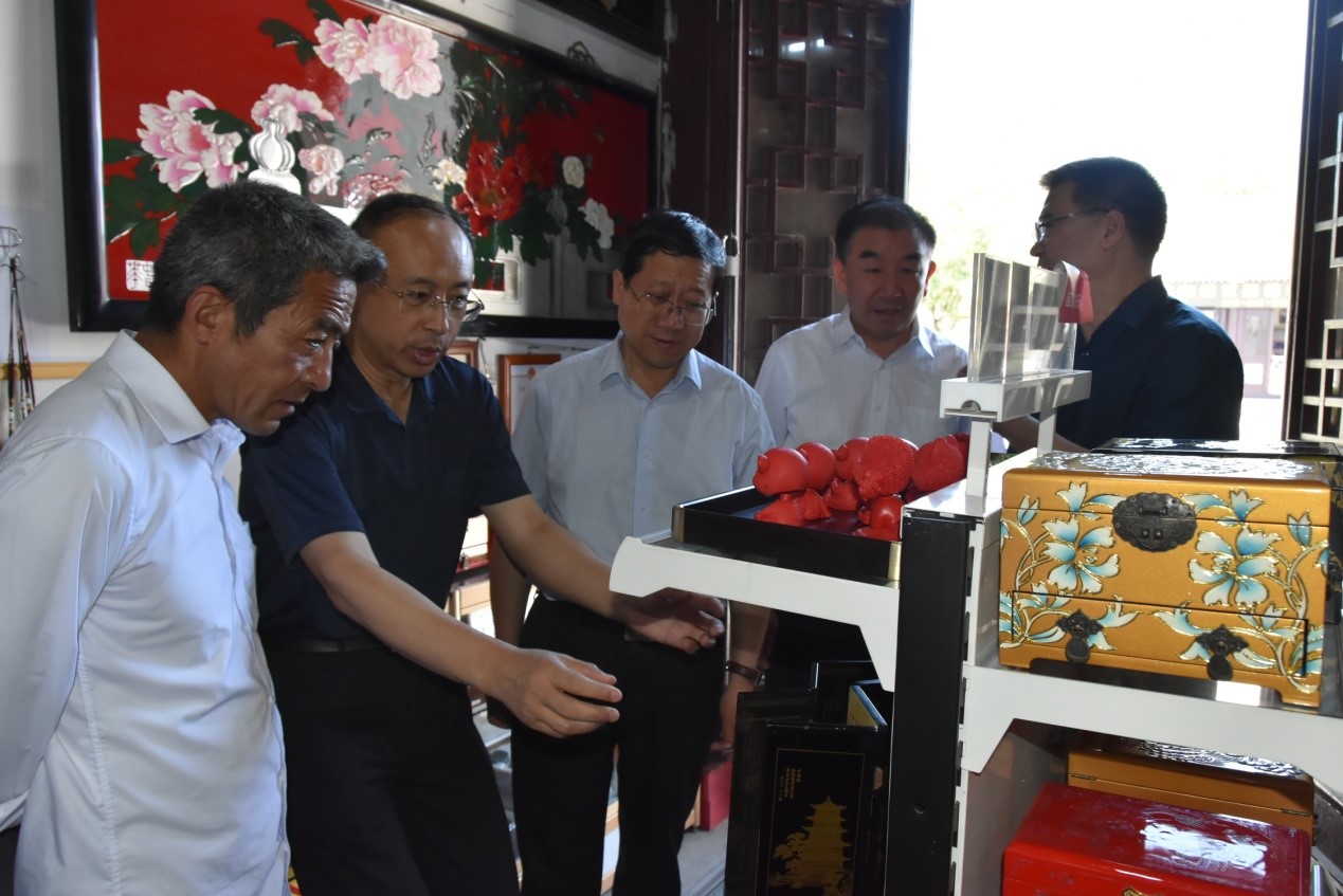 1564127628351569.jpg 2.jpg