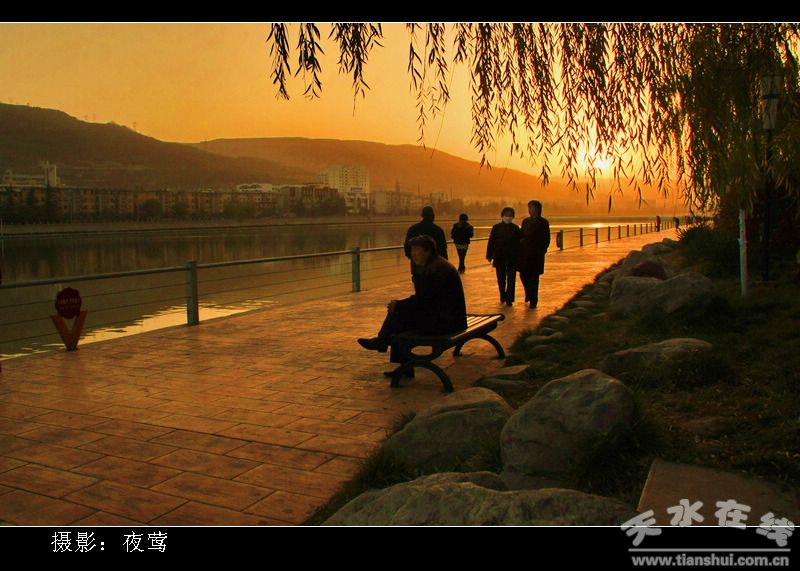 1510021261687690.jpg 6421_201011241837281gi3I.jpg