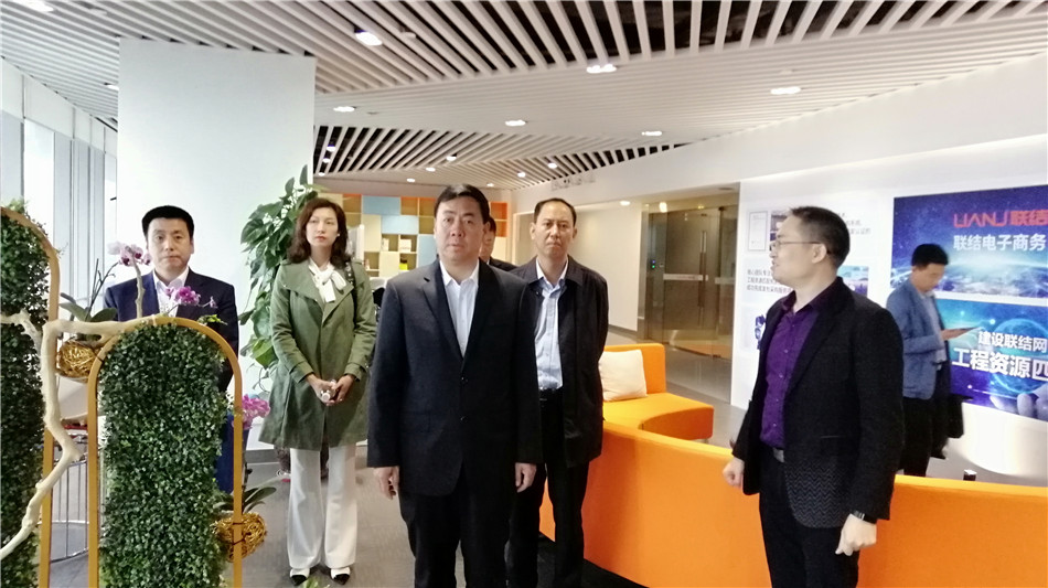 1544371988957069.jpg 4.jpg