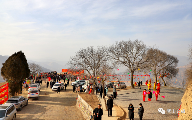 武山县举办三堡九湾民俗展演活动119.png 武山县举办三堡九湾民俗展演活动119.png