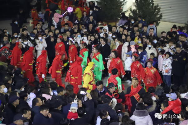 ——2023年武山县“祈福渭川”舞龙舞狮秧歌展演551.png ——2023年武山县“祈福渭川”舞龙舞狮秧歌展演551.png