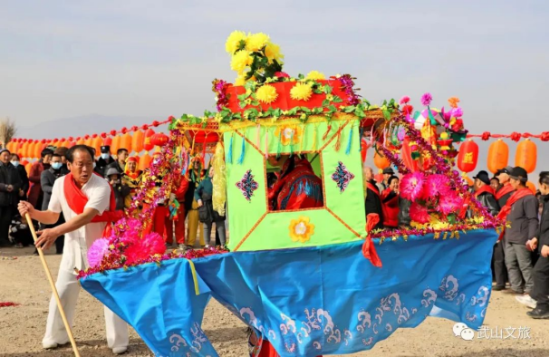 武山县举办三堡九湾民俗展演活动506.png 武山县举办三堡九湾民俗展演活动506.png