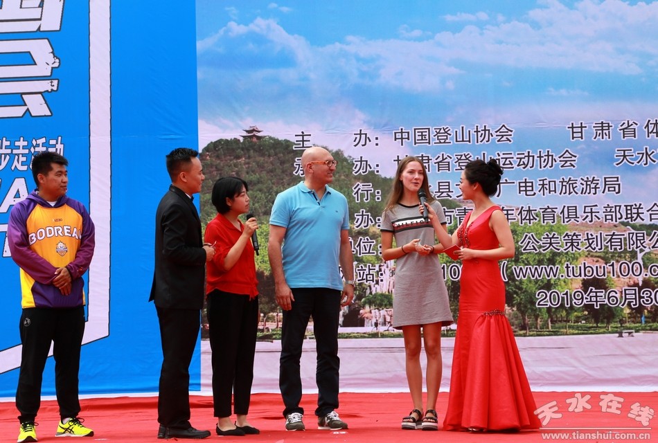 1562137119112355.jpg 19063021044e31fa336d3b668a.jpg