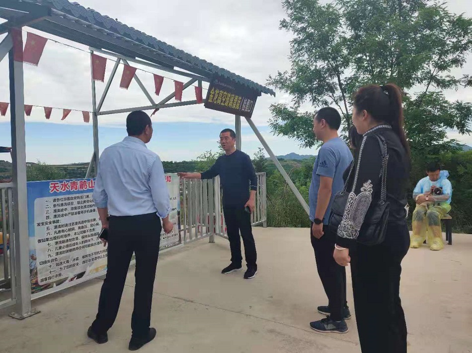 15(检查重点旅游景区游客安全提示规范情况).jpg 15(检查重点旅游景区游客安全提示规范情况).jpg