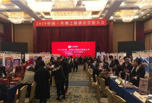 1553240932629296.jpg 22084914bk39.jpg