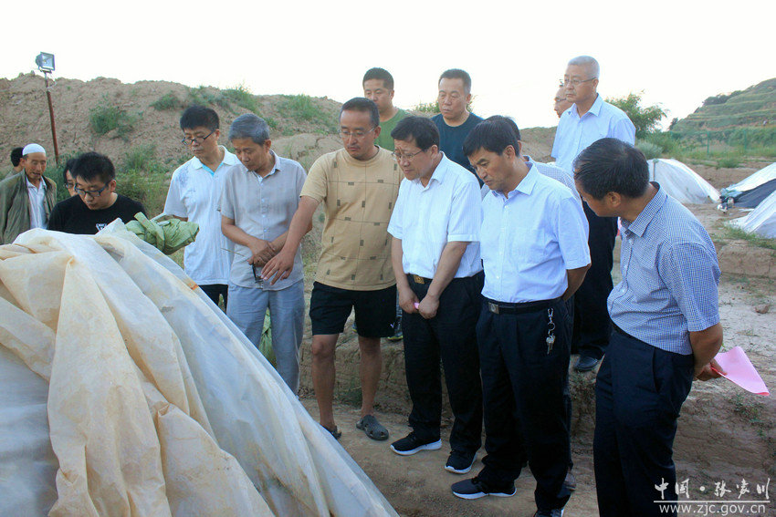 1501836112240977.jpg 2017-08-04-113551_0001.jpg