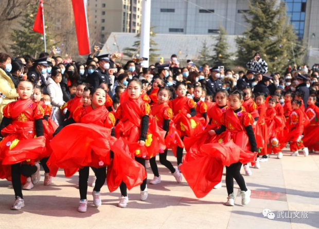 玉兔迎春庆佳节 秧歌祈福闹元宵368.png