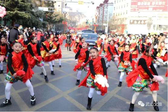 玉兔迎春庆佳节 秧歌祈福闹元宵120.png