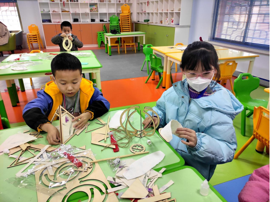 麦积区博物馆开展花灯制作主题社会教育活动729.png 麦积区博物馆开展花灯制作主题社会教育活动729.png