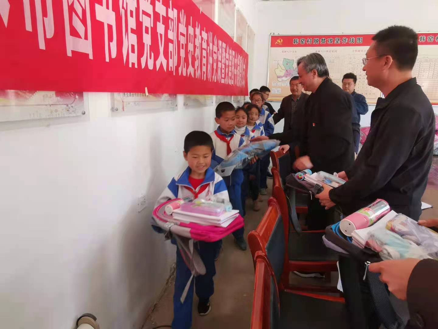 第一张.jpg 第一张.jpg