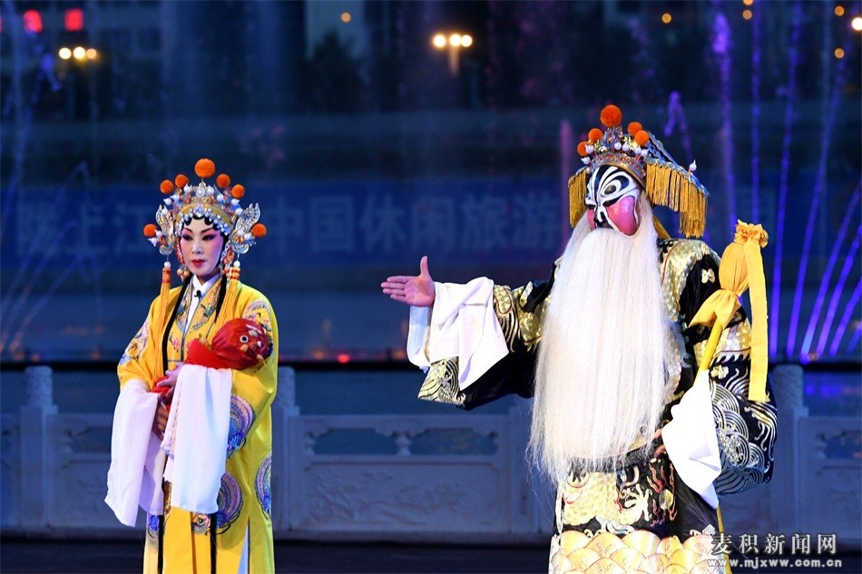 1537241034202722.jpg 151759cz8xow5sqqsh7qh8.jpg