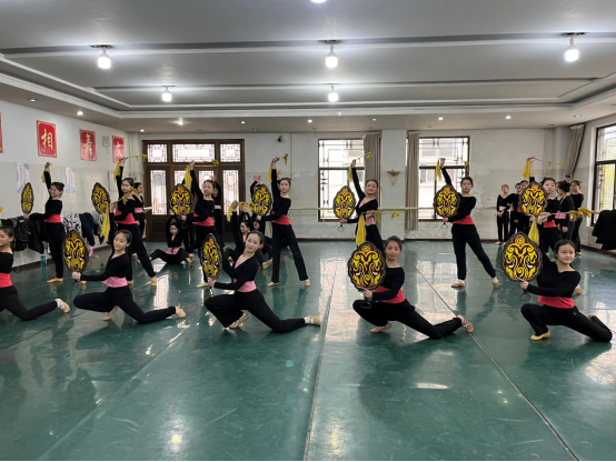 《一画开天》排练简报195.png 《一画开天》排练简报195.png