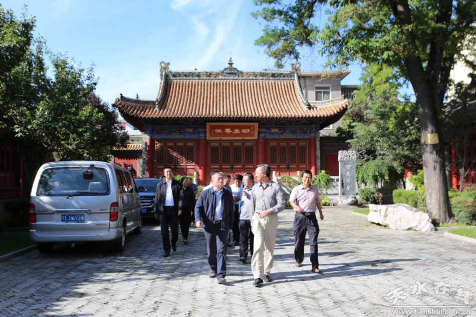 1504508417178624.jpg 4.jpg