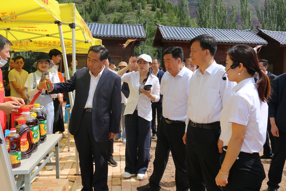 1593330291131952.jpg IMG_5855.JPG