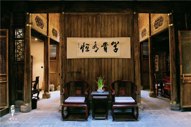 1559716975844068.jpg 05130319rhrs.jpg