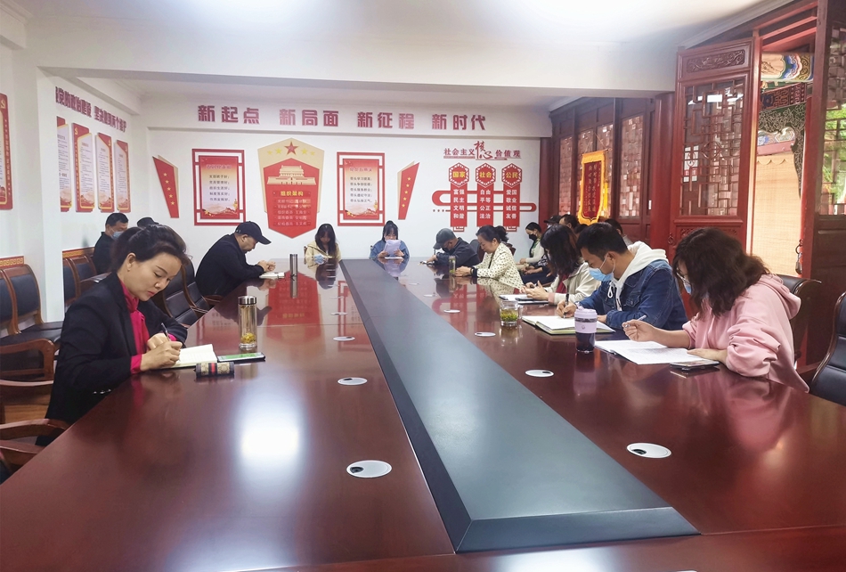 文化馆 (3).jpg 文化馆 (3).jpg