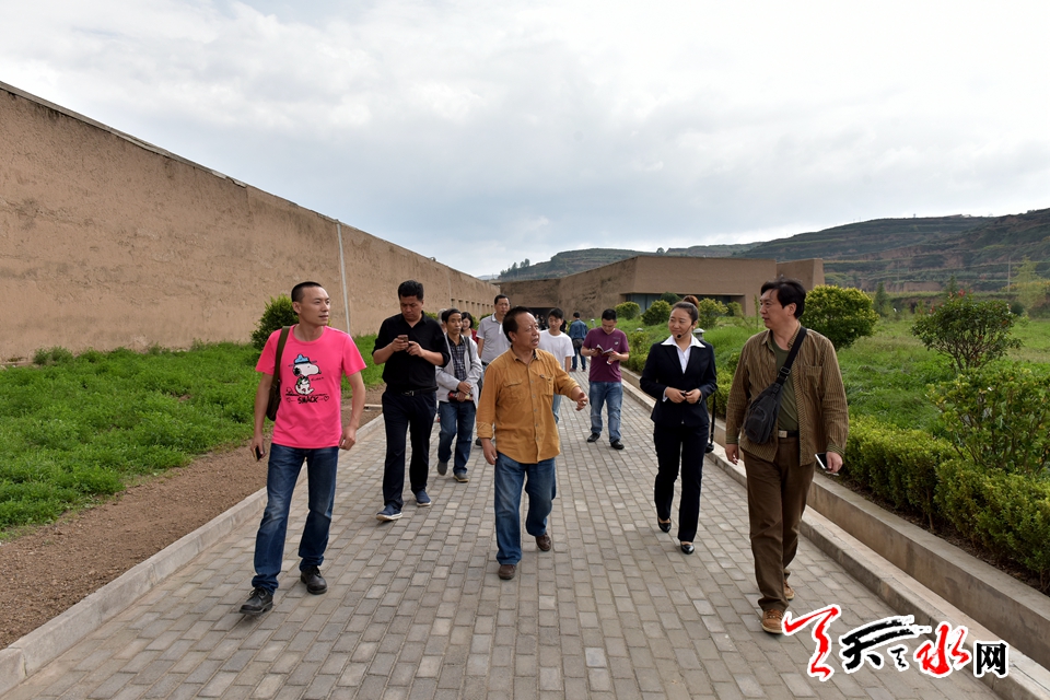 1505874738435911.jpg 2.jpg