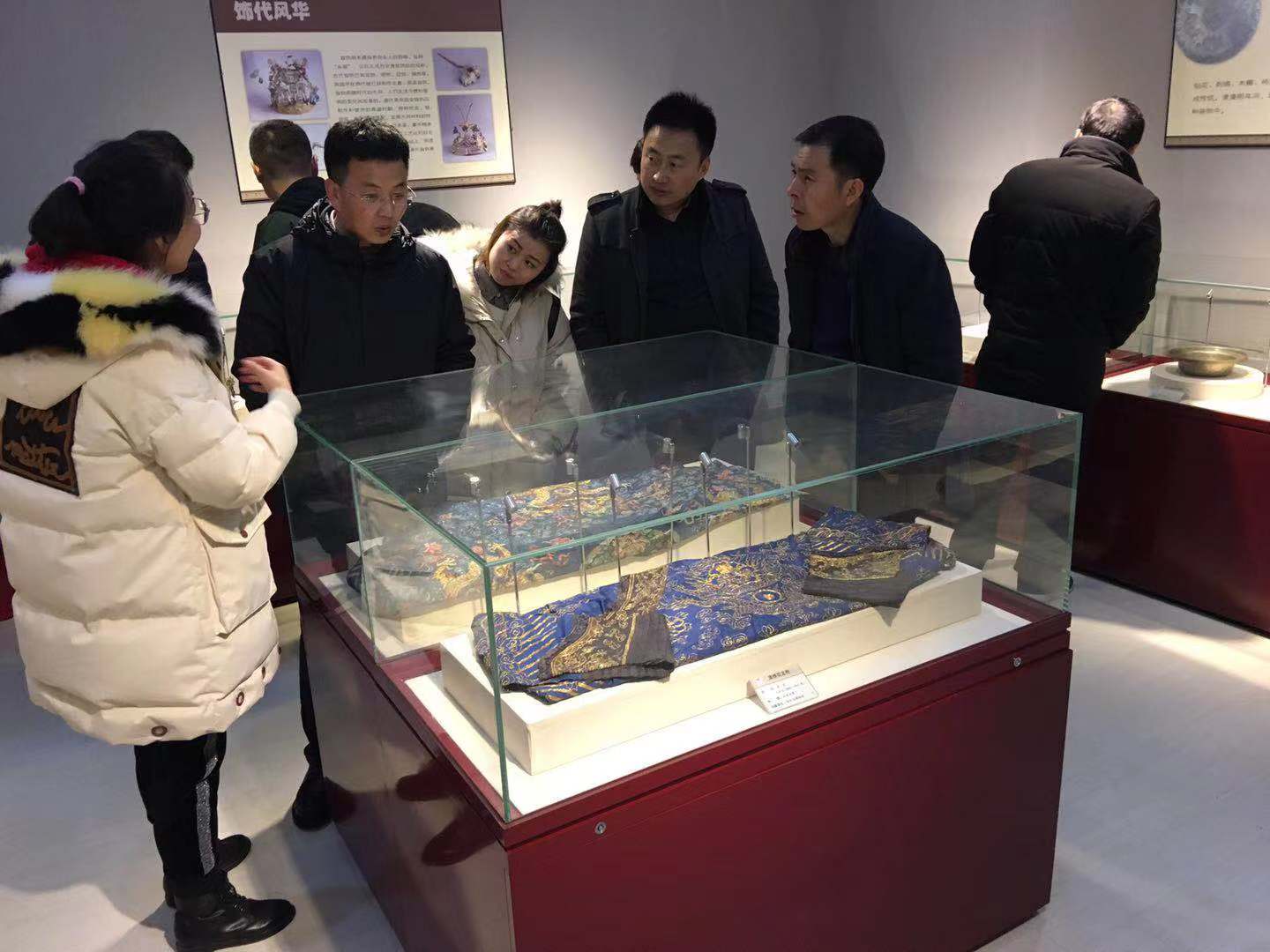 1552016513120252.jpg 57e0dd61028b81b43a3b21e68f0cbd0.jpg