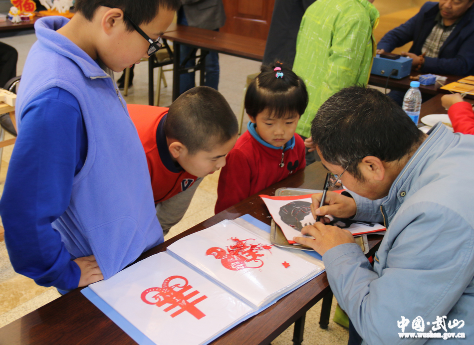 1507693299875610.jpg 4.jpg