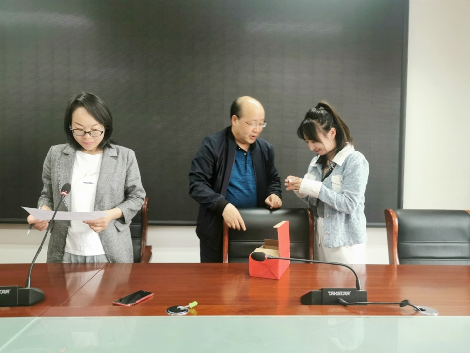 图片3.jpg 图片3.jpg