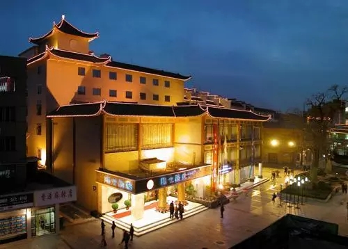 1551836201128763.jpg 640.webp.jpg