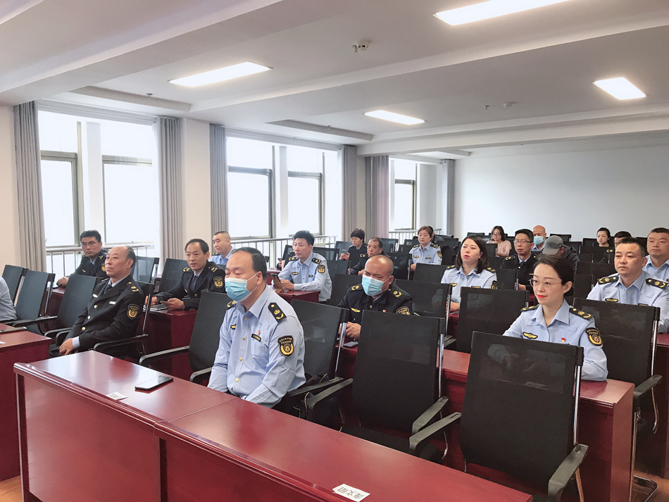 f60ef1061eb150a5e629ee601a19647.jpg f60ef1061eb150a5e629ee601a19647.jpg