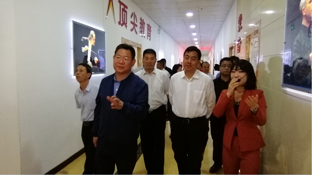 1558928076338229.png QQ截图20190527113348.png