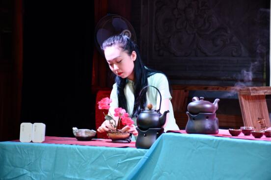 1565750853114886.jpg 2.jpg