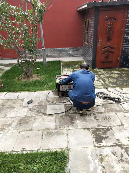 6发电机发电,做试验需要电源.jpg 6发电机发电,做试验需要电源.jpg