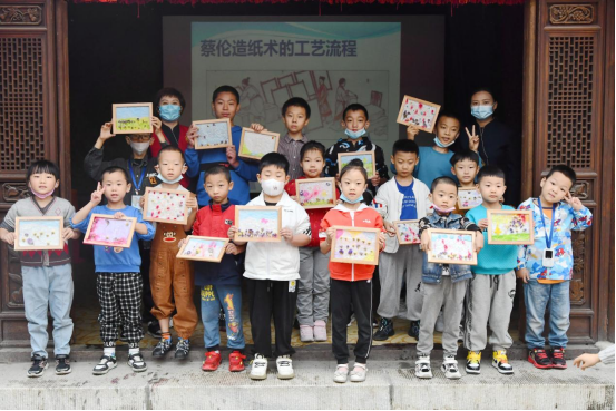 天水民俗博物馆开展“趣味造纸”暑期研学活动470.png 天水民俗博物馆开展“趣味造纸”暑期研学活动470.png