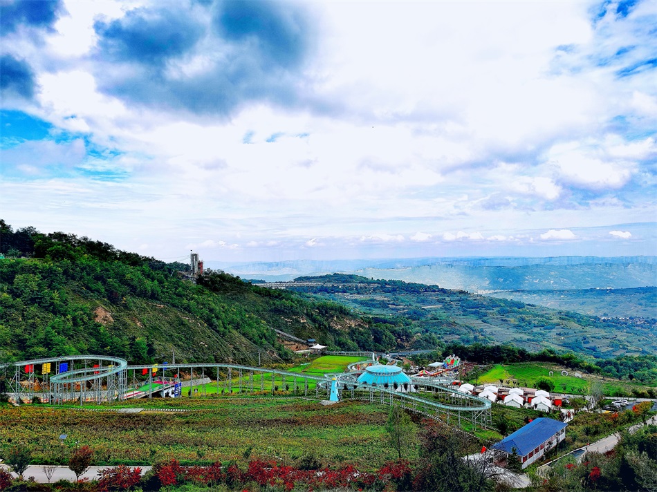 花舞南山.jpg 花舞南山.jpg