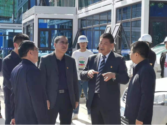 市文化旅游系统党史学习教育读书班学员参观三馆项目工地137.png 市文化旅游系统党史学习教育读书班学员参观三馆项目工地137.png