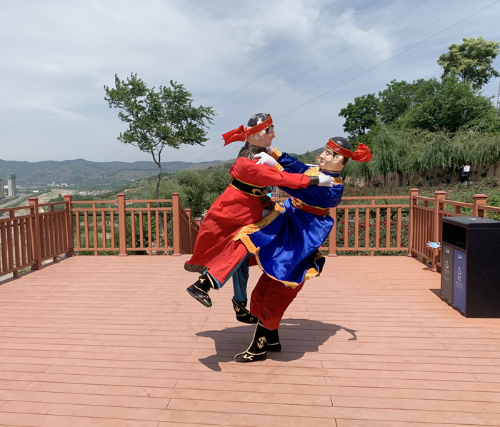 木人摔跤.jpg 木人摔跤.jpg