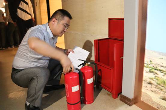 1505791297109769.jpg 4.jpg