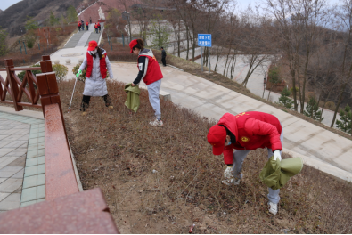 武山县文旅局在鲁班山景区开展“一爱一为”志愿服务活动(1)121.png 武山县文旅局在鲁班山景区开展“一爱一为”志愿服务活动(1)121.png