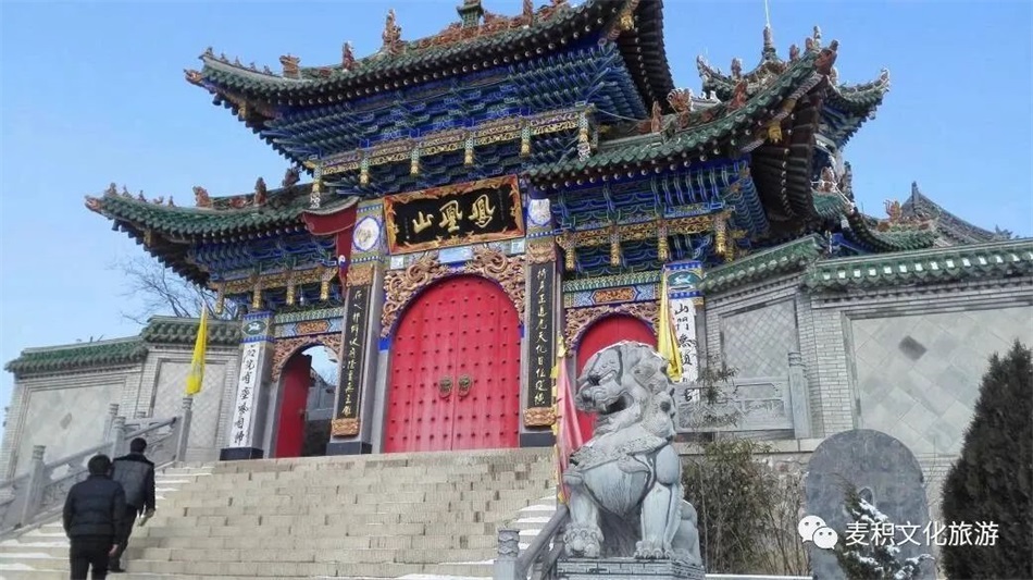 凤凰山1.jpg 凤凰山1.jpg