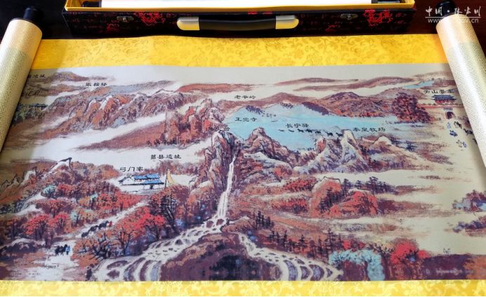 1515556526125515.png 张家川县首款文创产品《关陇古道》丝卷亮相92.png