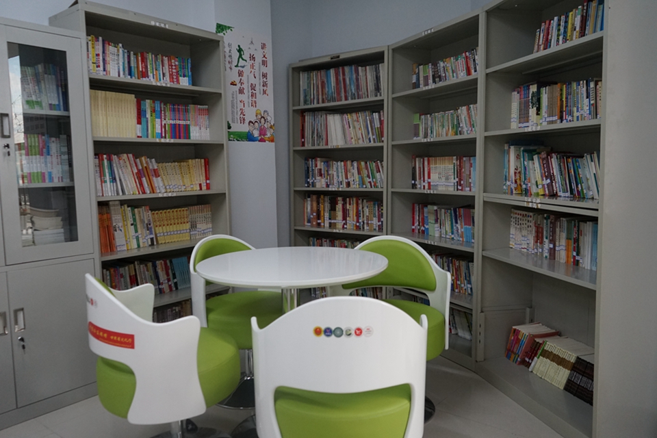 图片三.jpg 图片三.jpg