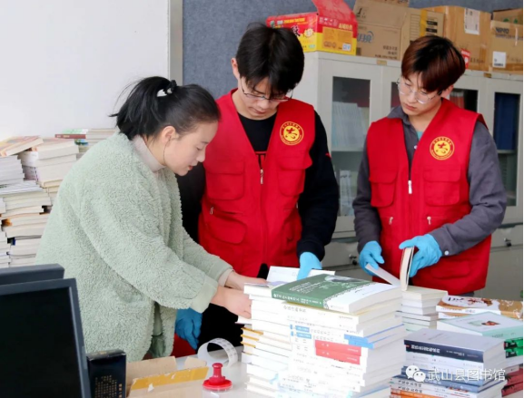 武山县图书馆2023年寒假“返家乡”大学生志愿服务活动圆满结束354.png