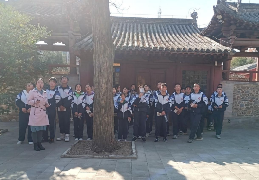 秦安县第三中学师生走进县博物馆开展研学活动478.png 秦安县第三中学师生走进县博物馆开展研学活动478.png