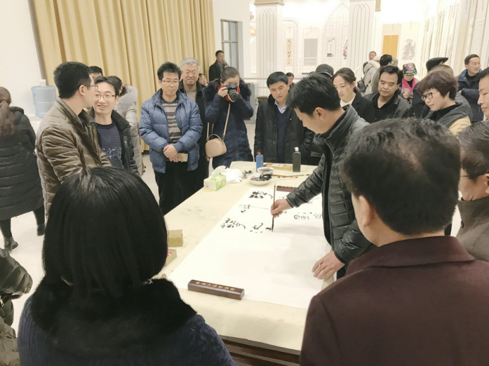 1513427623379110.png 张家川县文广局书画联展信息1211.png