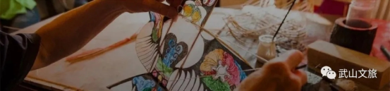 武山县举办首届“风”传爱国情 “筝”播文明行”书画风筝节 —— 庆祝建党一百周年系列活动587.png