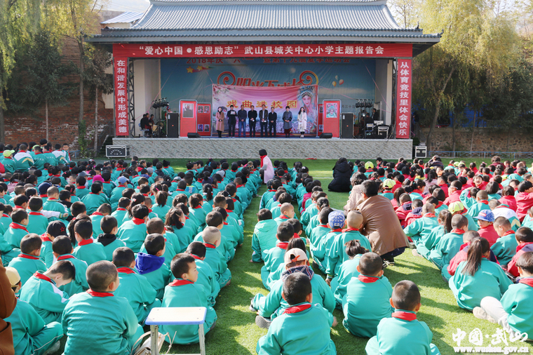 1542769250115239.jpg 1542357293379396.jpg