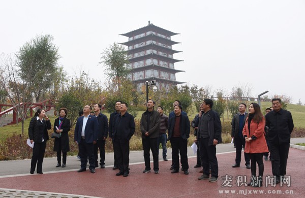 1511233652216880.jpg 557415002.jpg