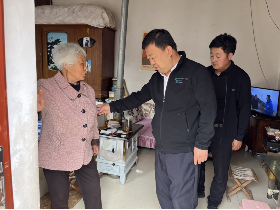 天水市博物馆积极开展结对关爱帮扶行动488.png 天水市博物馆积极开展结对关爱帮扶行动488.png