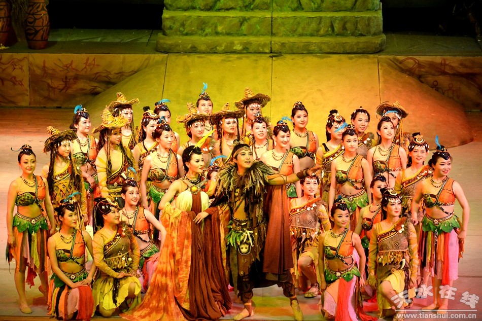 1562118269523653.jpg 19062223030e8099df3a8e9fcd.jpg